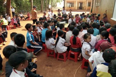 Trường TH Huỳnh Thúc Kháng tổ chức hoạt động ngoài giờ lên lớp tháng 4